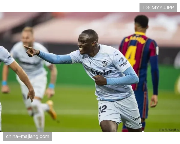 瓦伦西亚保级形势严峻 豪门光环难掩青年军经验匮乏顽疾